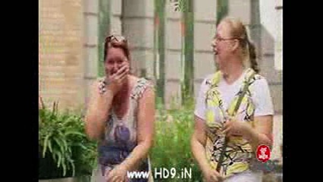 Girls_Laughing_On_Boys_Upskirt