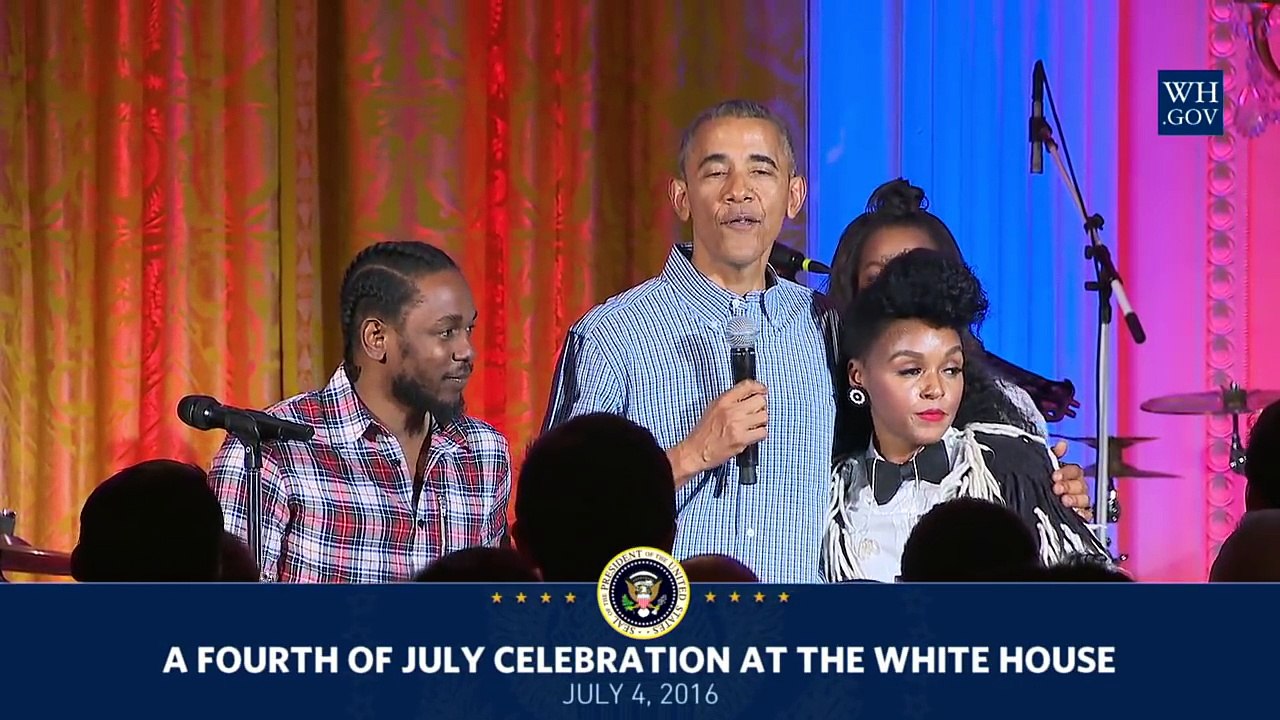 Obama embarasse sa fille en lui chantant "happy birthday" à la Maison Blanche