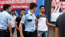 Iraklı ve Türk Gencin Kavgasını Polis Ayırdı