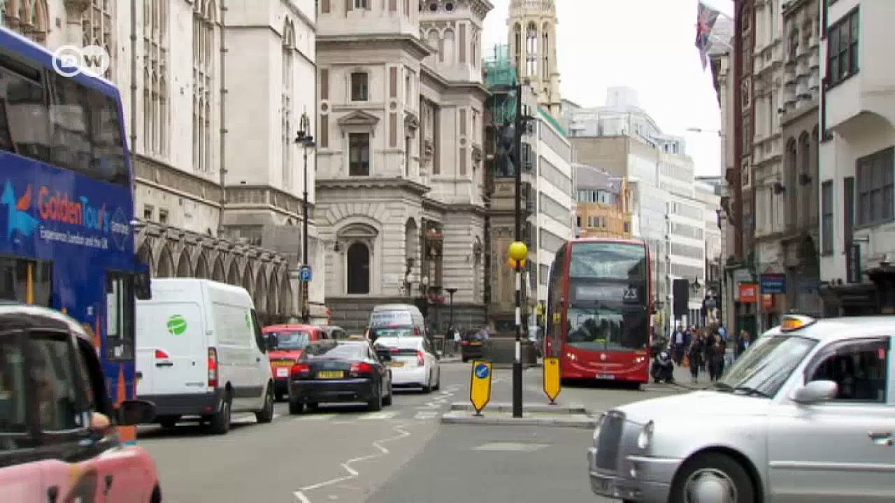 Wirtschaftsanwälte reiben sich die Hände | Made in Germany