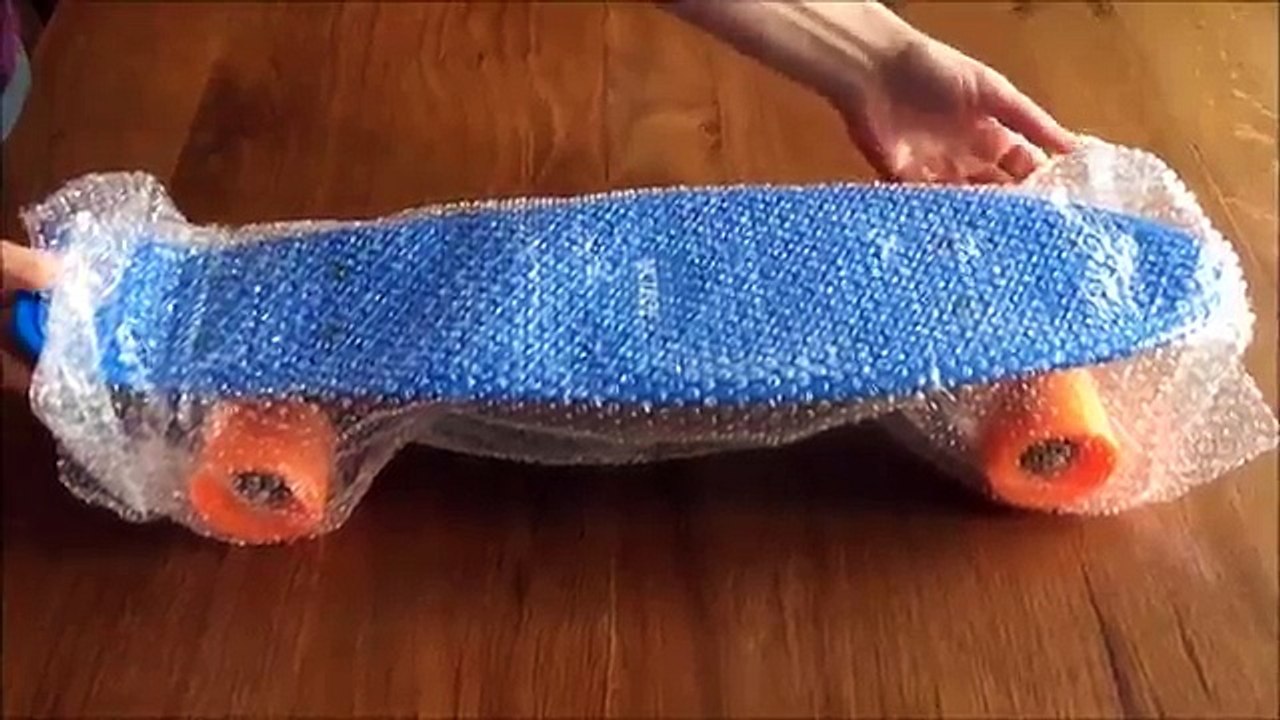 MCTECH 22 Zoll Retro Skateboard Kinder Mini Board Mini Cruiser board Funboard Fancy Board