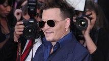 Johnny Depp se cambia los tatuajes luego de separarse de Amber Heard