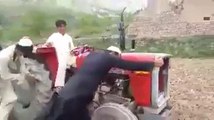 Hahaha Maza Aagya Ye Video Dekh Kai - Funny Video Clip