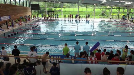 Descargar video: Championnat de France UNSS NATATION collège SP version courte