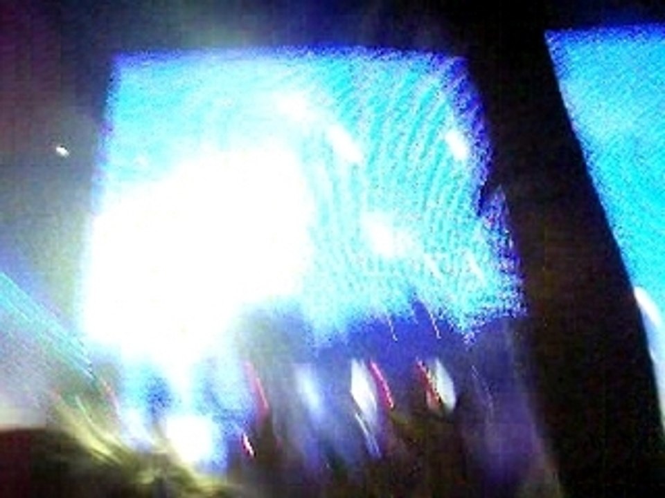 Chemical Brothers @ Summercase 07 Barcelone - Star Guitar 3