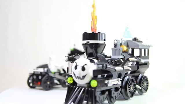 Lego Monster Fighters 9467 The Ghost Train Build & Review