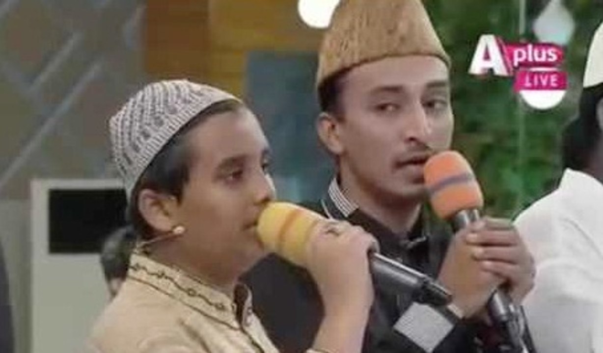Amjad Sabri Son Recites Naat with Farhan Ali Waris - Everyone Crying