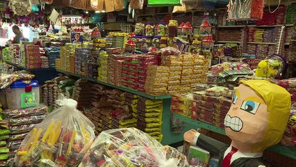 Las piñatas de Trump triunfan en México