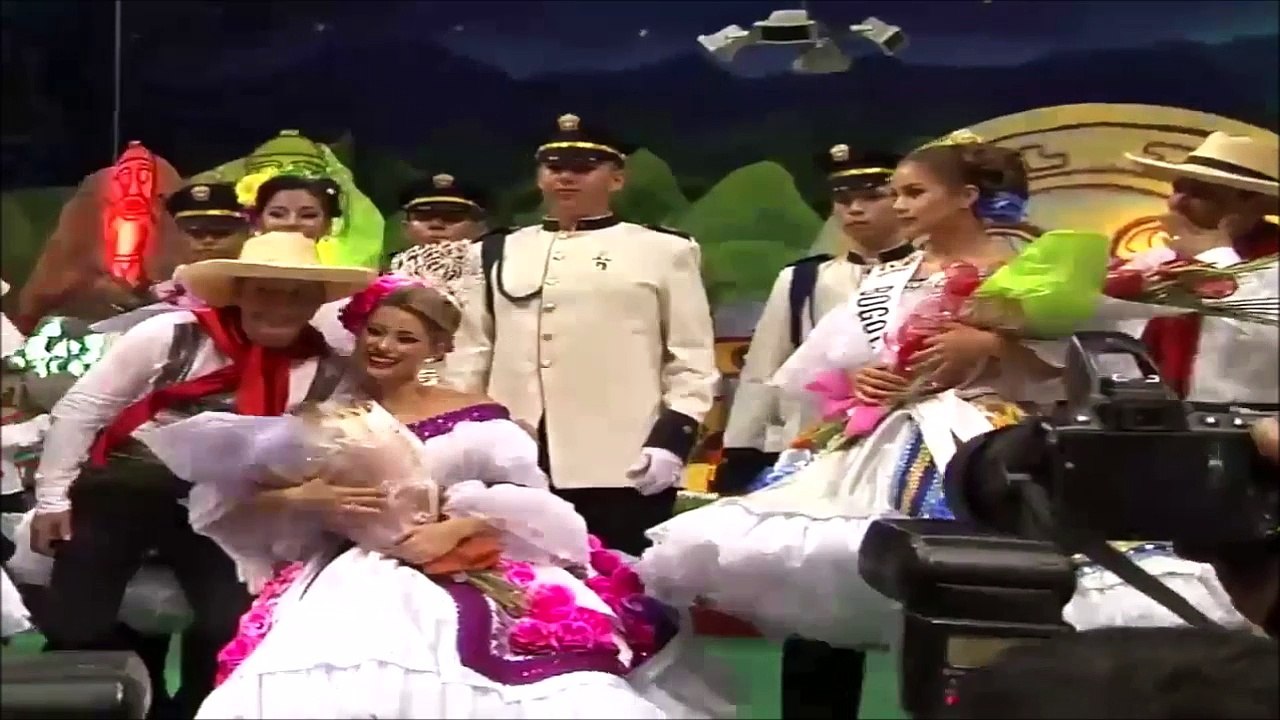 Cette concurrente jalouse de Miss colombie lui vole sa couronne