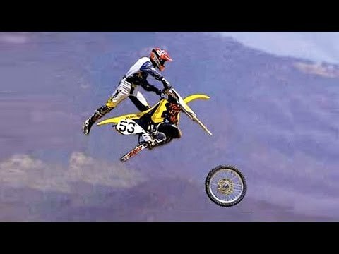 DIRT BIKE FAILS Extreme MOTOCROSS (HD)
