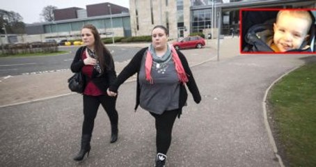 Lezbiyen Çift 2 Yaşındaki Çocuğu İşkence Yaparak Öldürdü