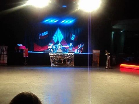 MARINERA , EN CHILE (CUPULA PARQUE OHIGGINS, STGO, CHILE,28/06/2012).