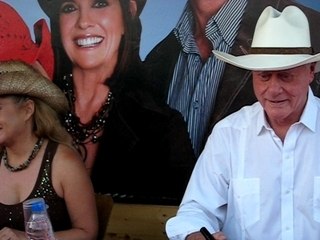 Larry Hagman - Charlene Tilton