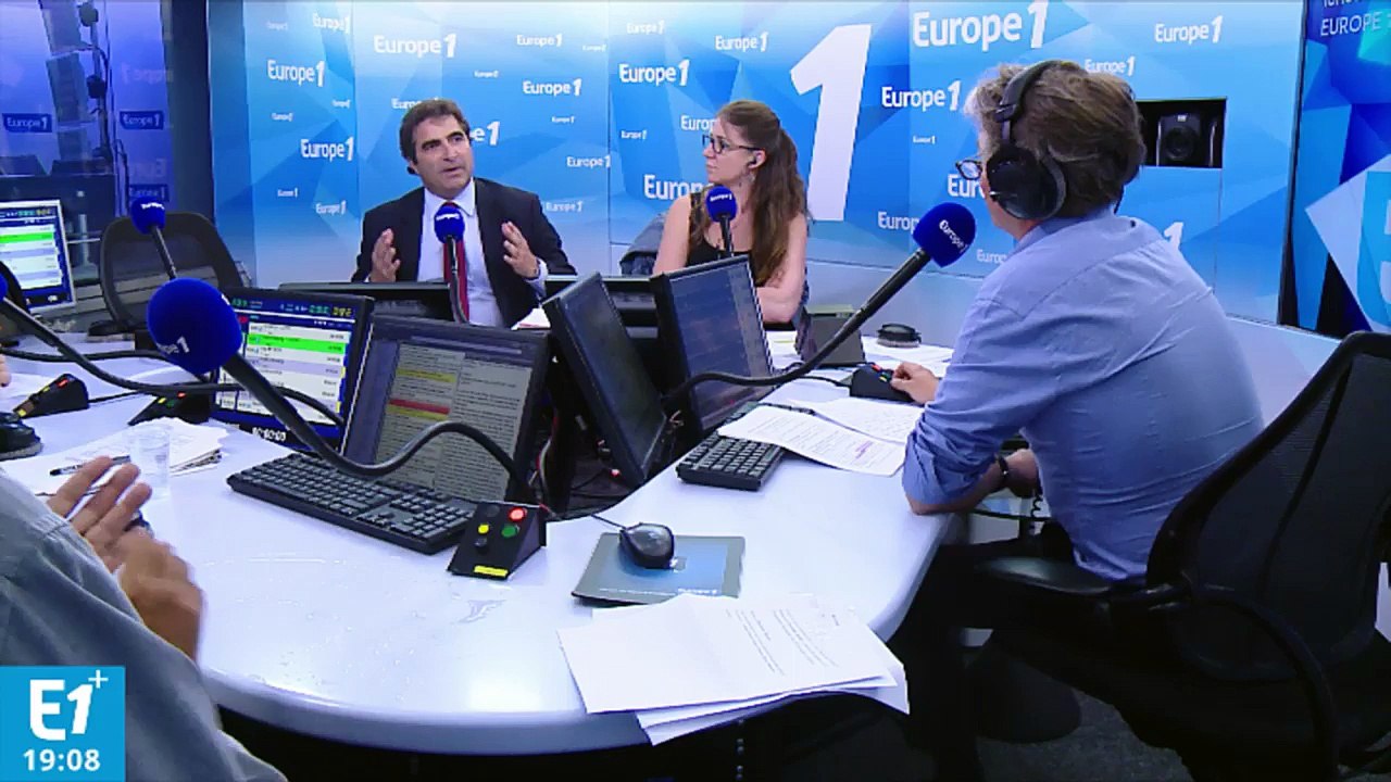 Christian Jacob : "Manuel Valls a imposé le 49-3 avant même qu'il y ait discussion"