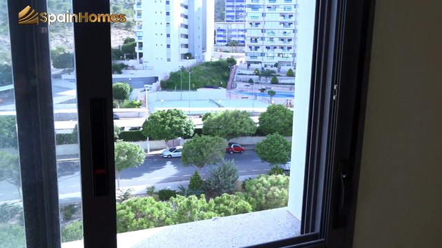 Квартира с двумя спальнями от банка недорого в Бенидорме Испания