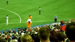 Youppi  -  Montreal Expos Mascot  -  (Last game ever 2004-09-29)