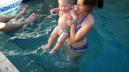 2010 12 28 Swimming with mommy