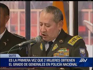 Dos mujeres obtienen el grado de generales en la Policía Nacional