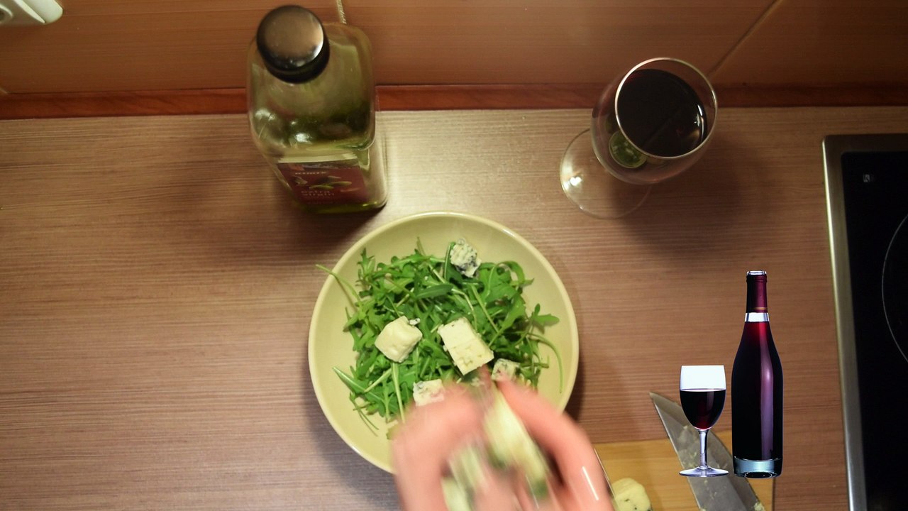 Why So Blue Cheese Salad