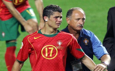 Cristiano Ronaldo Vs Greece HD UERO Final 2004