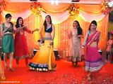 Awesome Pakistani Cutest Bride Dancing On Mehndi Song Pardasi Girl (HD)