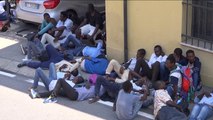 خفر السواحل الإيطالي ينقذ ٤٥٠٠ لاجئ