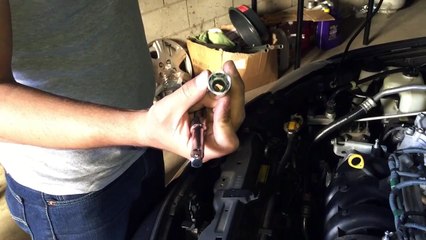 How to change spark plug for Toyota Corolla 2009