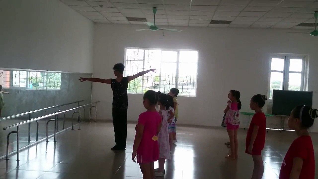 Mạc Quế Chi 1  25/7