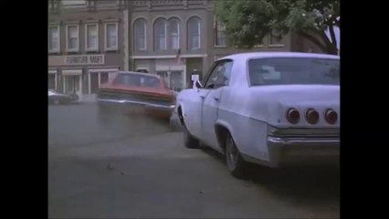 Dukes Of Hazard - Car Chase Scene