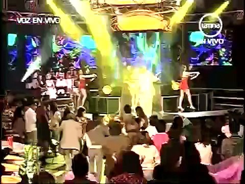 YO SOY JOE ARROYO [26/06/12] canta LA REBELION . extraordinariooo. YO SOY PERU