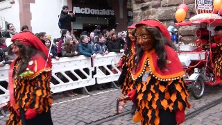 Karneval Umzug zum Rosenmontag in Freiburg 20    3  März 2014 Von PAUL Valerry