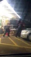 Policías matan a hombre que ya estaba sometido