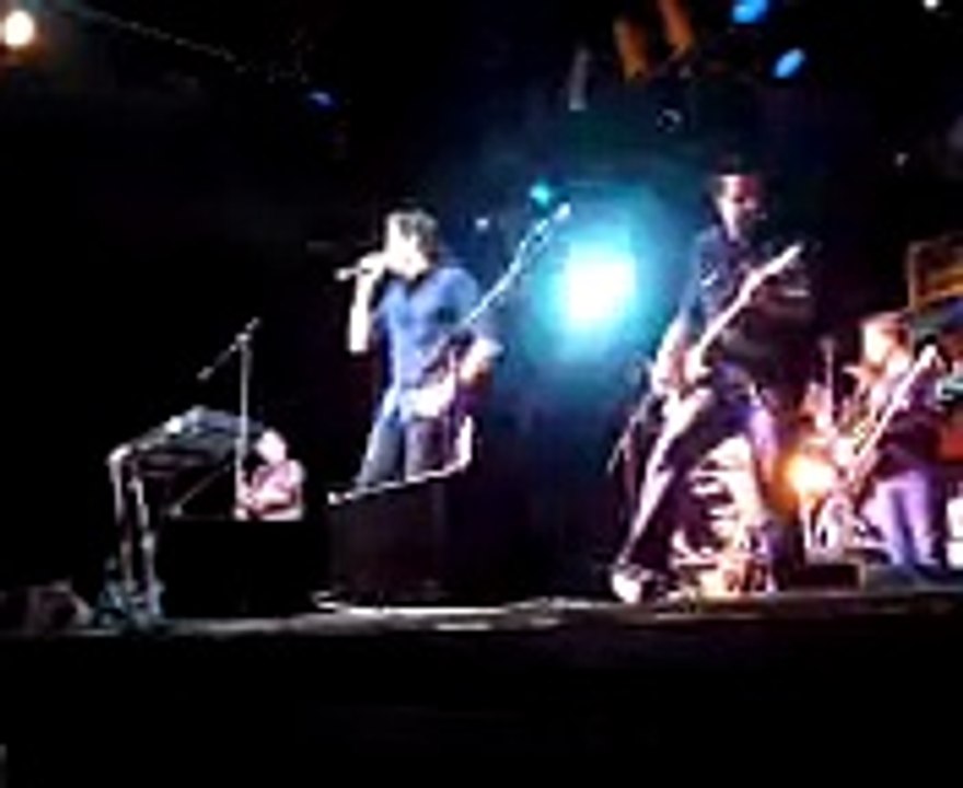 video-2010-11-12-22-44-05