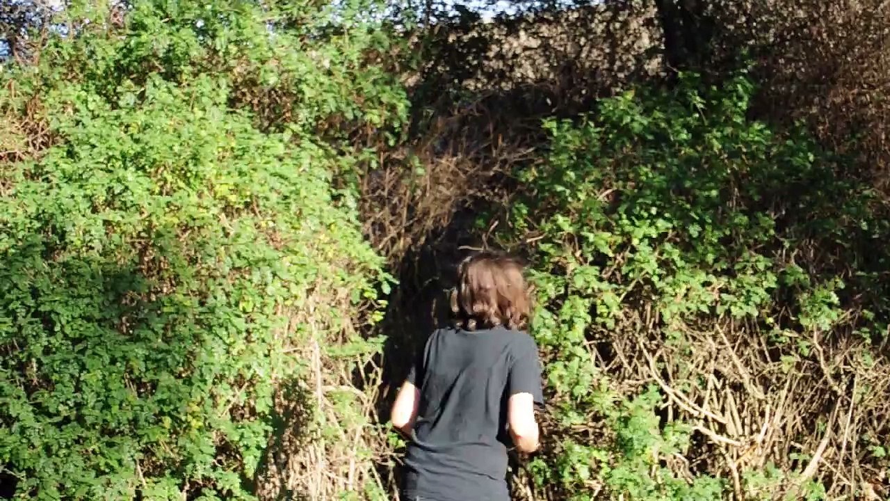 Tolkien Jr. Company of The Nerdship. Episode 1: How to be an Elf.
