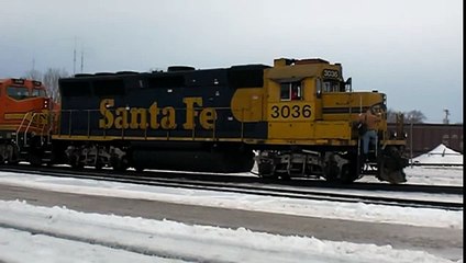 BNSF 3036 West Local arrives in La Crosse 1-22-10
