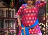 Saroj Khan upset with Farah Khan | Bollywood News