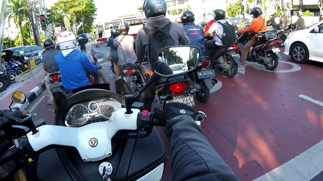 Motovlog Indonesia Test drive SYM MaxSym 400i Bali Balo Motor, The luxury riding lounge