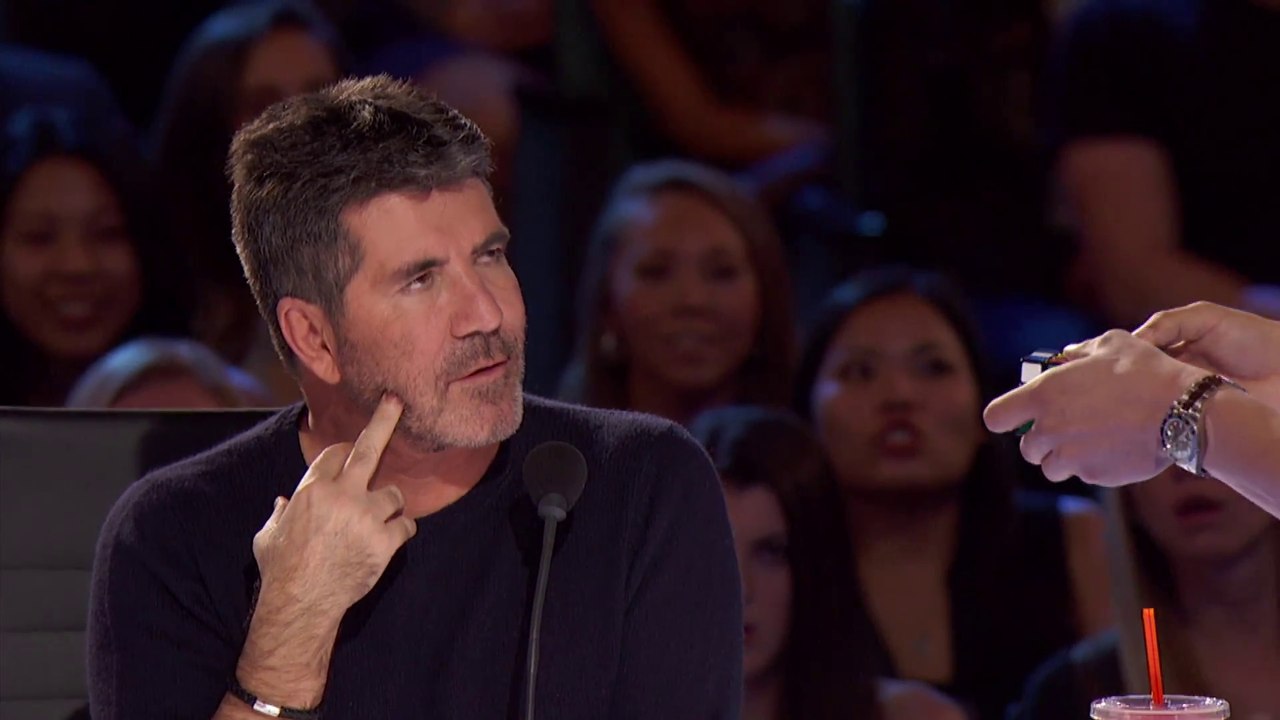 Superbe tour de magie avec des Rubik's Cube dans America's Got Talent