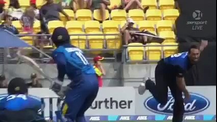 Kumar Sangakkara scored an unbeaten 113 as Sri Lanka  Thursday, Jan 29th 2015