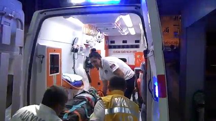 Traktör İle Tır Çarpıştı 2 Yaralı Yaman Haber