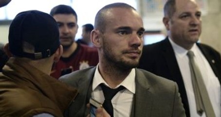 Sneijder: Takımdan Ayrılmayacağım, Neler Olacağını Göreceğiz