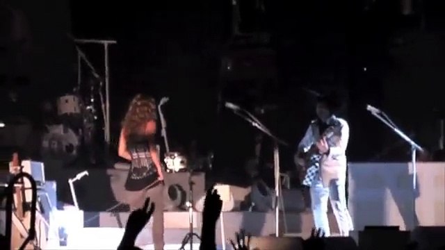 M & Vanessa Paradis La Fleur au Zénith de Paris 10 06 10