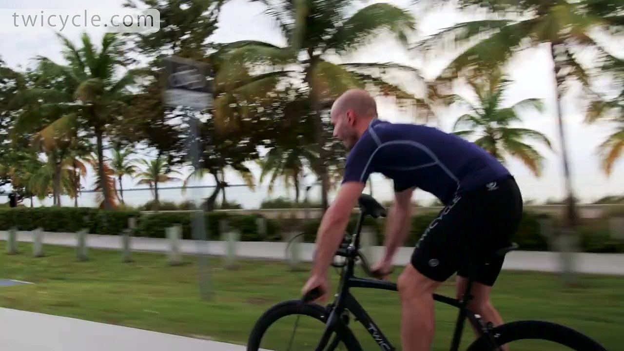 Pédalez avec vos jambes et vos bras avec TwiCycle