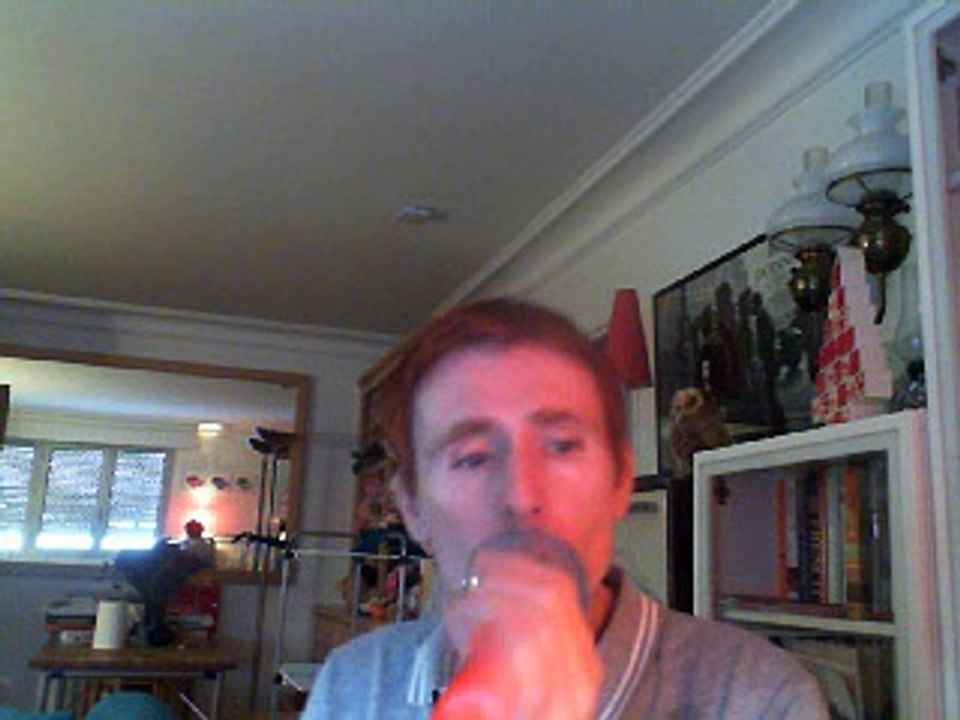 Wiwi égratigne "ça me regarde" de Yannick Noah