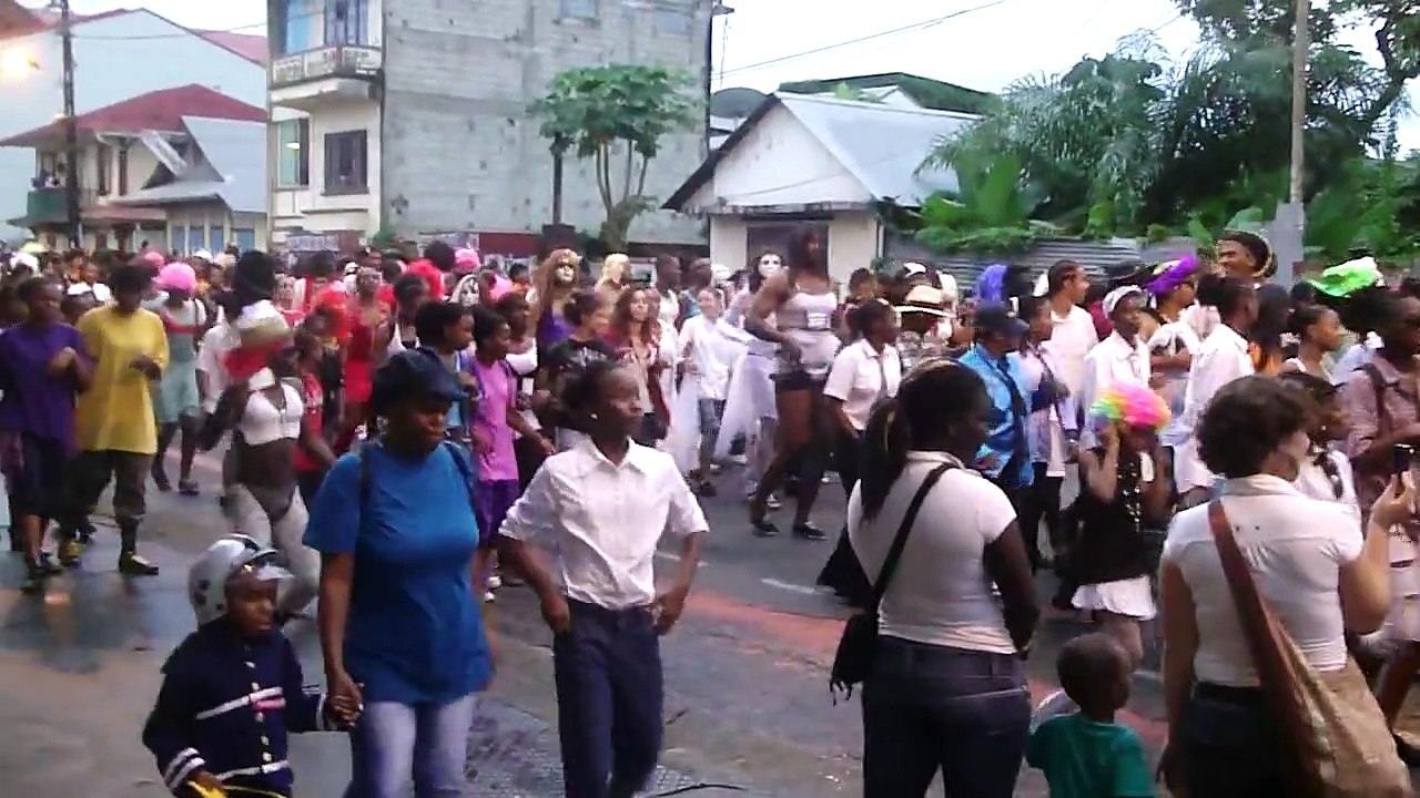 CARNAVAL GUYANE 2012 - LUNDI GRAS 20/02/2012 - KASSIALATA (PART1) - D973