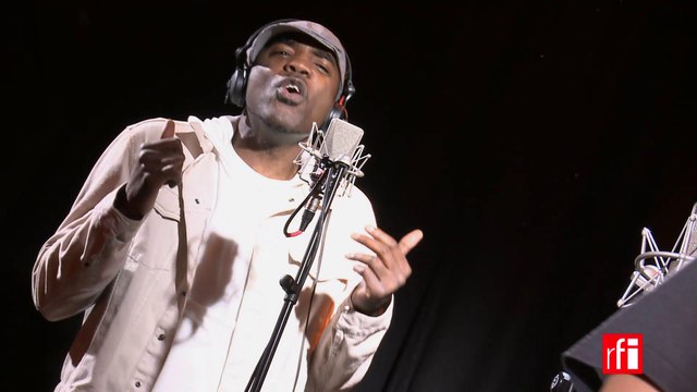 Les Neg Marrons chantent «Valeur sûre» - Couleurs tropicales