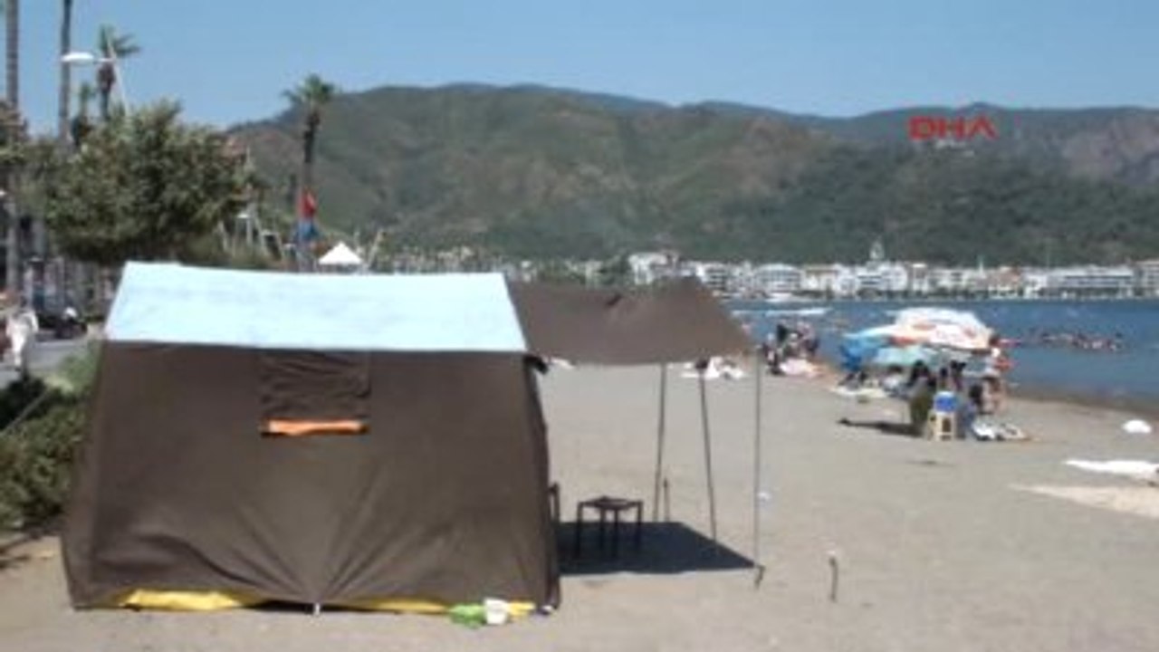 Marmaris Plajları Çadır Kent Oldu
