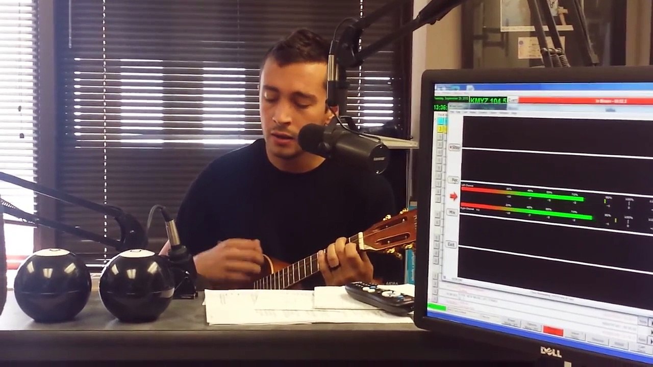 Twenty One Pilots - Can't Help Falling In Love - Z104.5 The Edge Studios 9/29/15