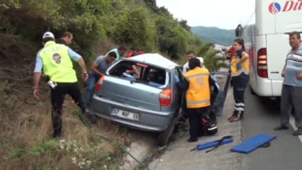 Otomobil Ters Yöne Girdiı: 1 Ölü, 1 Yaralı