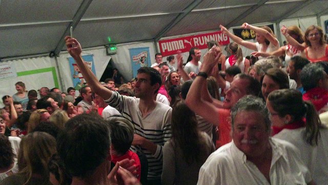 Espelette. Course des crêtes. Repas. Fiesta